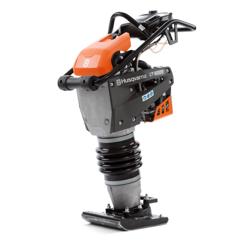 HUSQVARNA LT 6005 - Pilonneuse Thermique moteur Honda GRX120 4 temps - Largeur semelle 280mm