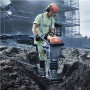 HUSQVARNA LT 6005 - Pilonneuse Thermique moteur Honda GRX120 4 temps - Largeur semelle 280mm - mise en situation