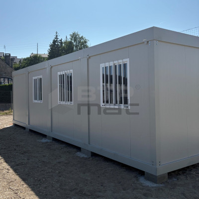 Ensemble de quatre Bungalows - Réfectoire / Vestiaire