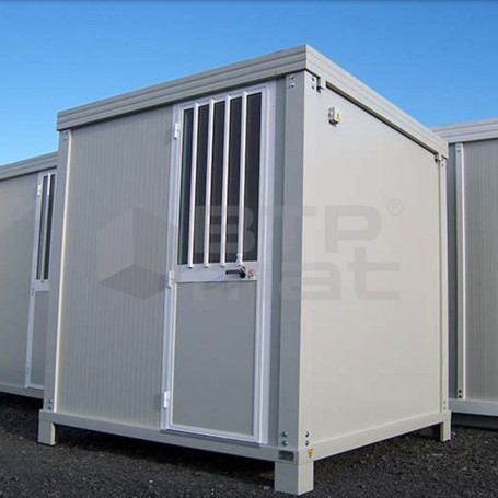 Bloc sanitaire préfabriqué de chantier - WC, lavabo double et douche  (neuf)